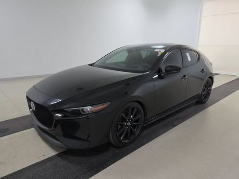 Used 2021 MAZDA MAZDA3 s FWD image 1