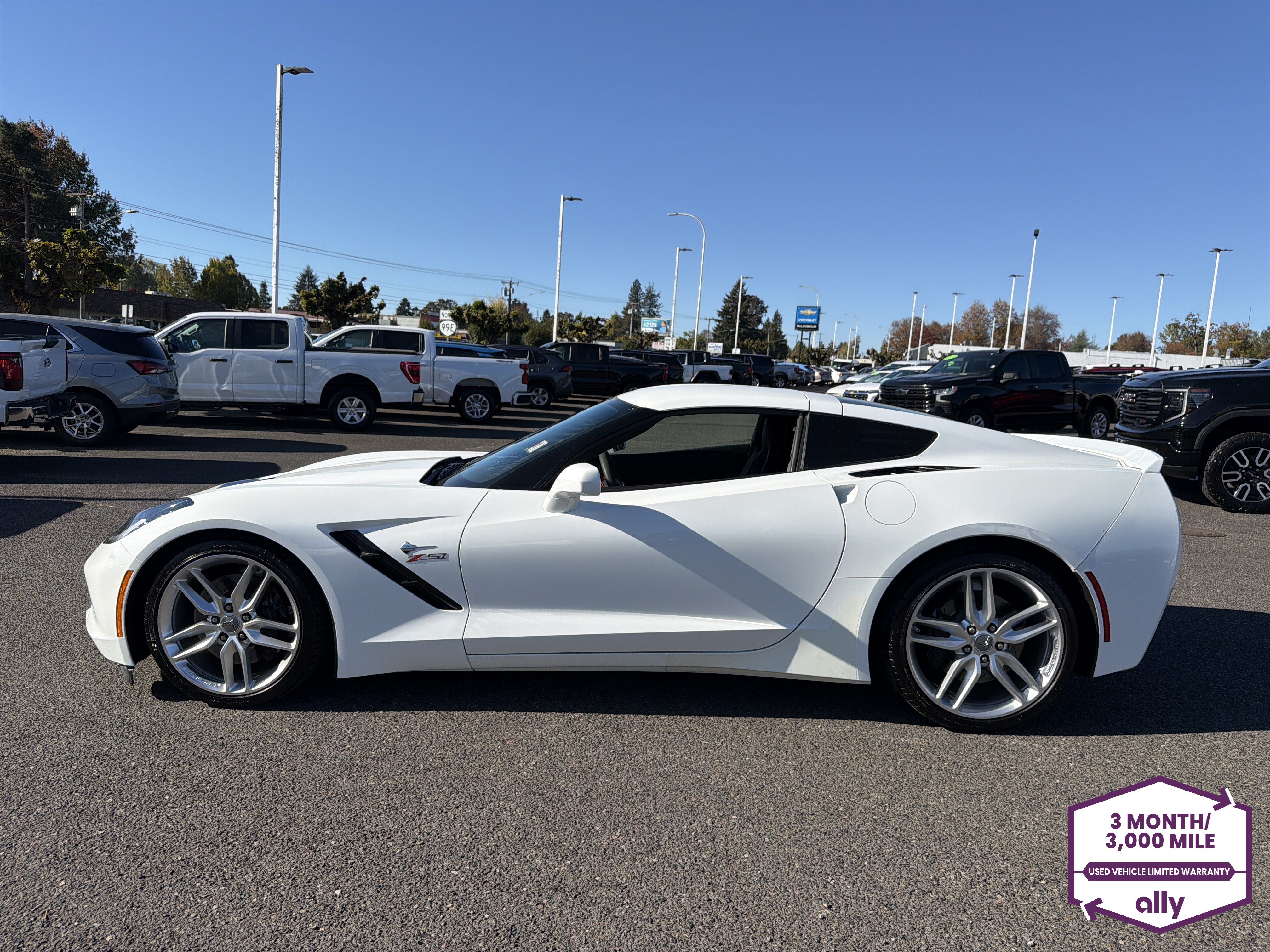 Used 2016 Chevrolet Corvette Stingray Coupe w/ 3LT Preferred Equipment Group RWD image 2