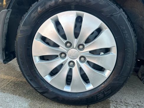 Used 2010 Honda Accord LX image 9