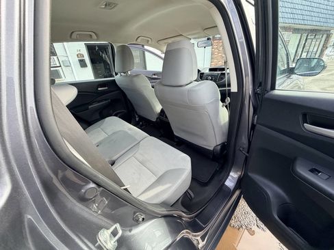 Used 2016 Honda CR-V LX image 41