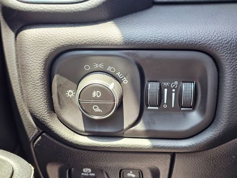 New 2026 RAM 1500 Laramie RWD image 18