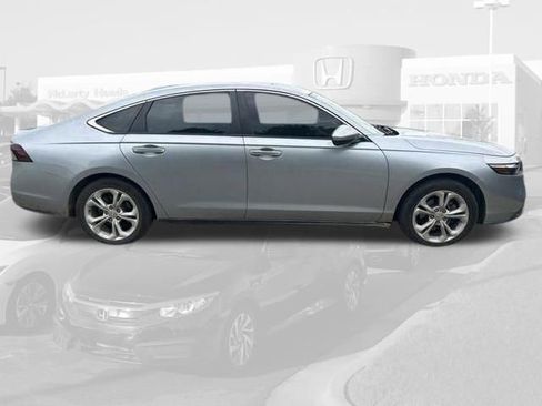 Used 2023 Honda Accord LX image 12