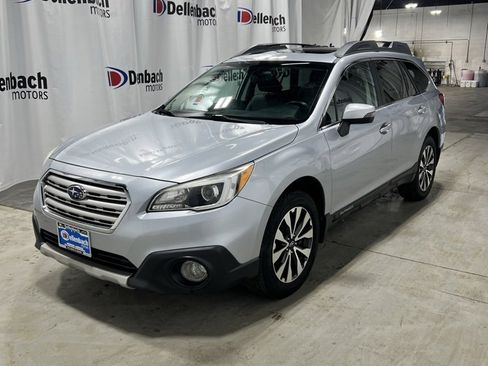 Used 2016 Subaru Outback 3.6R Limited image 1