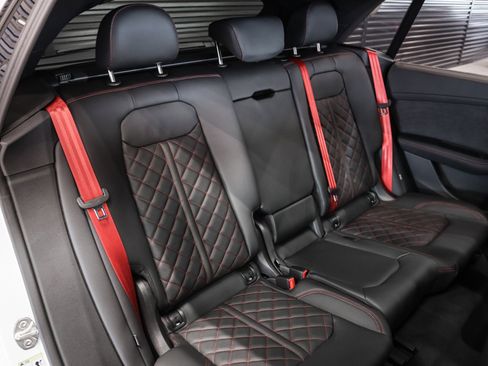 New 2026 Audi Q8 Prestige image 8