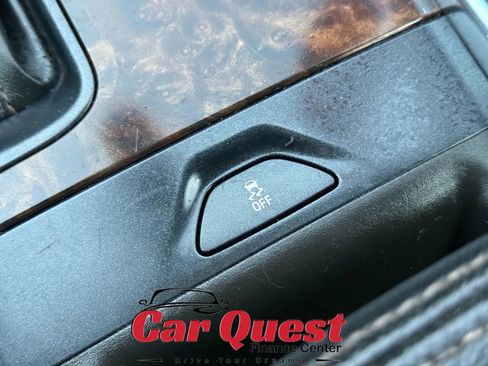 Used 2015 Chevrolet Impala LT w/ Convenience Package image 23