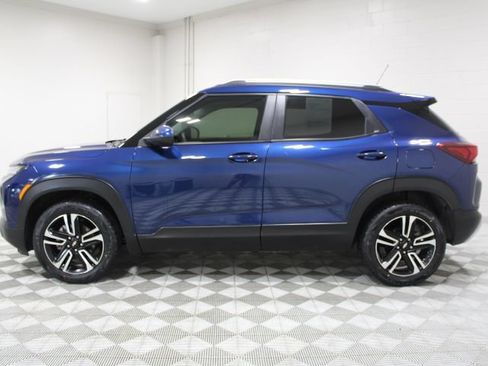 Used 2022 Chevrolet TrailBlazer LT AWD/4WD image 8