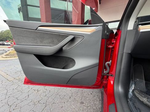 Used 2024 Tesla Model Y Long Range AWD/4WD image 14