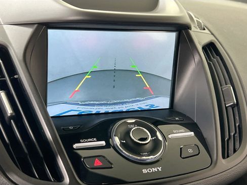 Used 2019 Ford Escape Titanium image 14