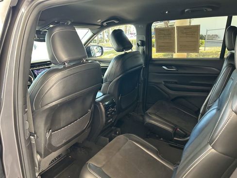Certified 2023 Jeep Grand Cherokee L Laredo AWD/4WD image 37