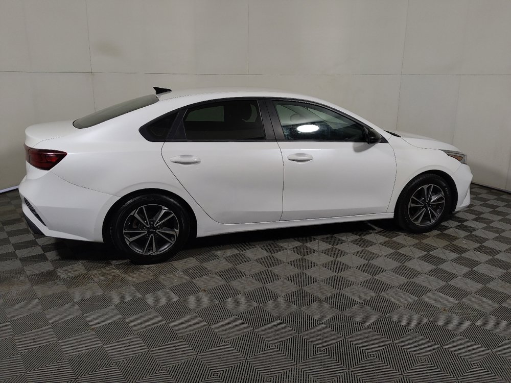 Used 2023 Kia Forte LXS FWD image 10