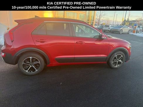 Certified 2023 Kia Niro EX image 15