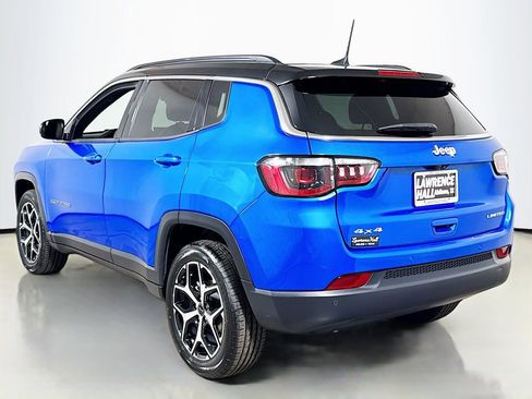 Used 2025 Jeep Compass Limited AWD/4WD image 6