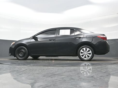Used 2015 Toyota Corolla L image 25
