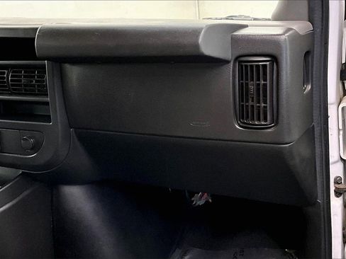 Used 2020 Chevrolet Express 2500 LT w/ LT Preferred Equipment Group image 14