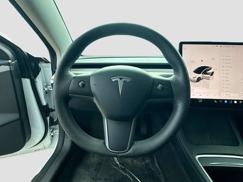 Used 2023 Tesla Model 3 Standard Range RWD image 10