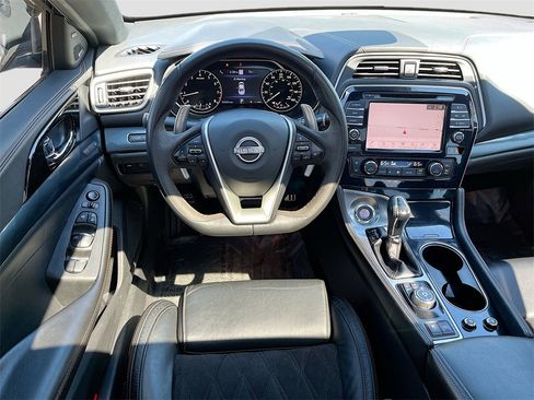 Used 2022 Nissan Maxima SR w/ Sport Mat Group image 22