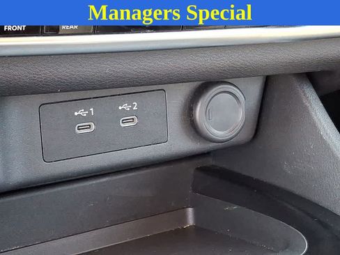 Used 2025 Nissan Rogue SV FWD image 22