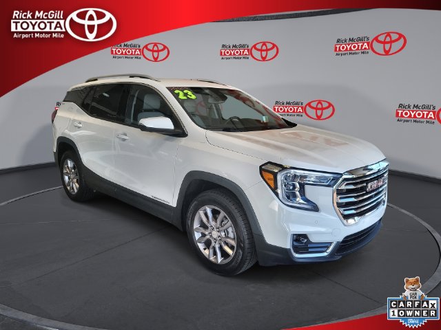 Used 2023 GMC Terrain SLT w/ Tech Package AWD/4WD image 1