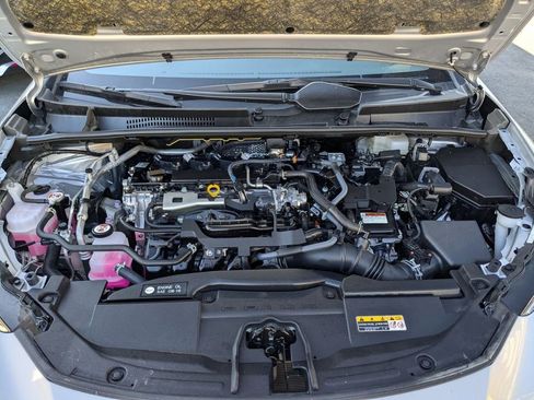 Used 2025 Toyota Prius LE image 28