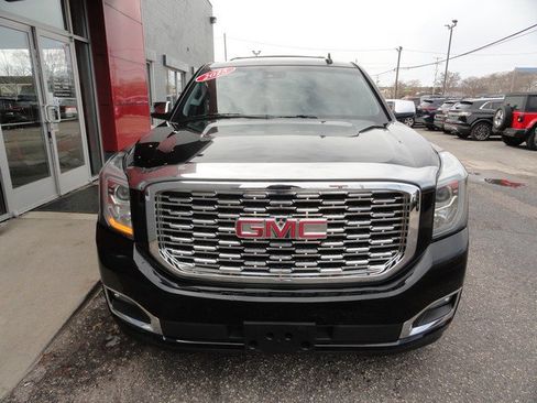 Used 2015 GMC Yukon Denali w/ Open Road Package image 5