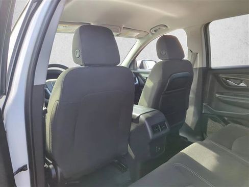 Used 2024 GMC Terrain SLE image 15