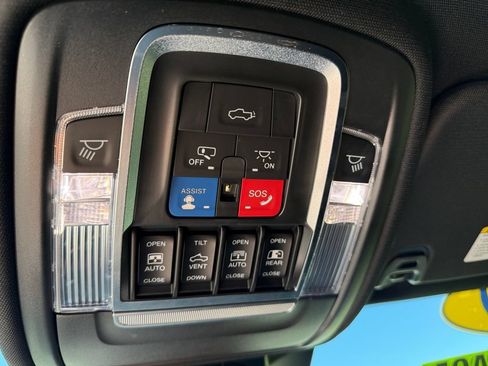 Used 2020 RAM 1500 Limited AWD/4WD image 18