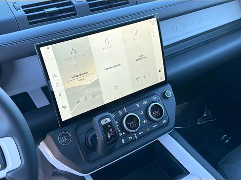 New 2026 Land Rover Defender 110 S image 27