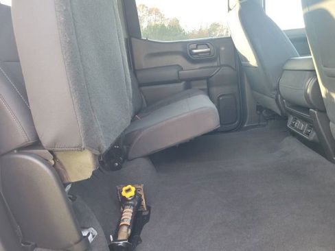 Used 2019 Chevrolet Silverado 1500 LT image 26