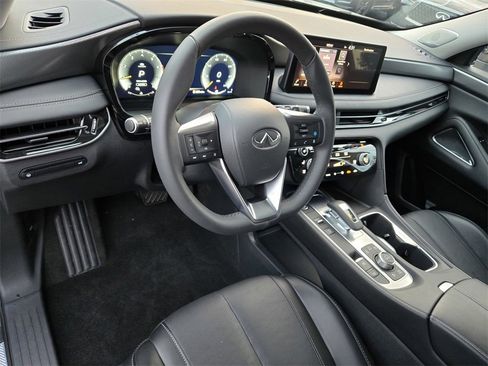 Used 2025 INFINITI QX60 Luxe image 13