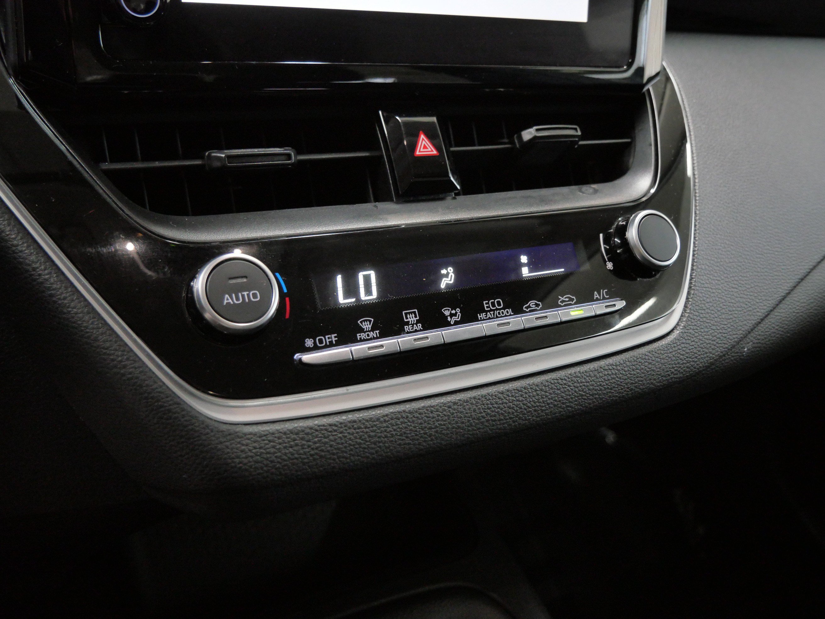 Certified 2024 Toyota Corolla LE FWD image 24