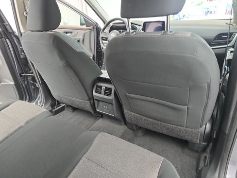 Certified 2023 Nissan Rogue SV FWD image 11