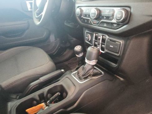 Used 2024 Jeep Wrangler Unlimited Sport AWD/4WD image 20