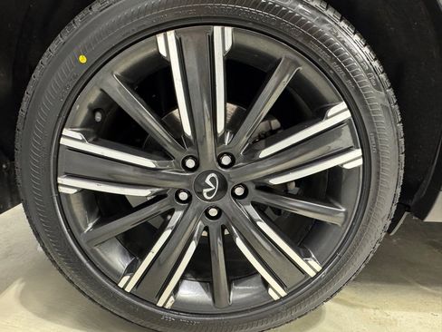 Used 2022 INFINITI QX50 Luxe w/ Appearance Package image 9