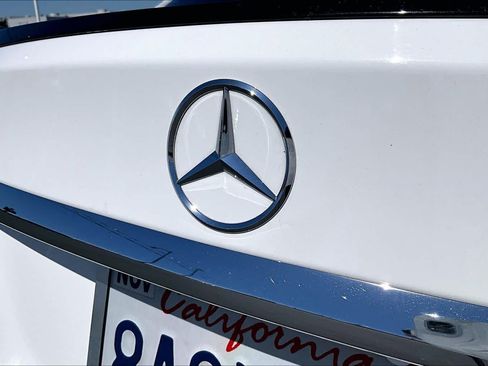 Used 2017 Mercedes-Benz C 300 4MATIC Sedan image 30