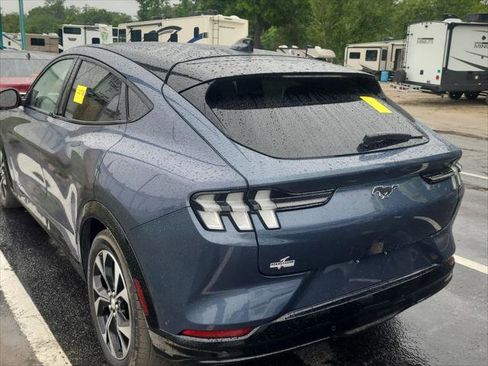 Used 2021 Ford Mustang Mach-E Premium image 7