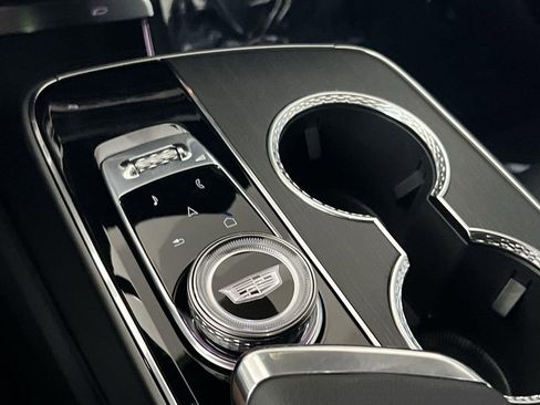 New 2026 Cadillac Lyriq V AWD/4WD image 22