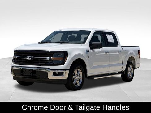 Used 2025 Ford F150 XLT w/ Equipment Group 301A Standard RWD image 5
