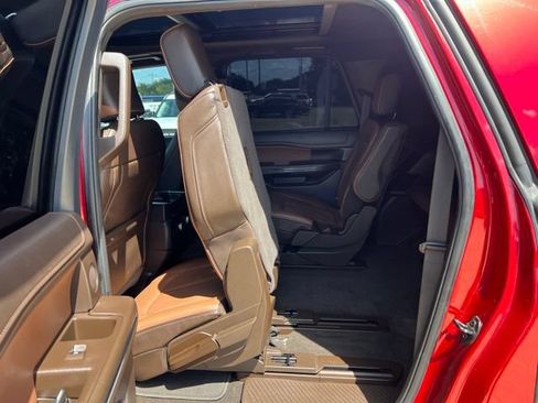 Used 2022 Ford Expedition Max King Ranch AWD/4WD image 13