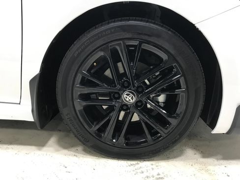 Used 2026 Toyota Camry SE FWD image 10