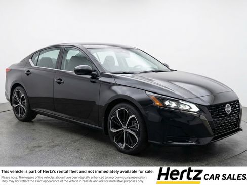 Used 2025 Nissan Altima 2.5 SR FWD image 1