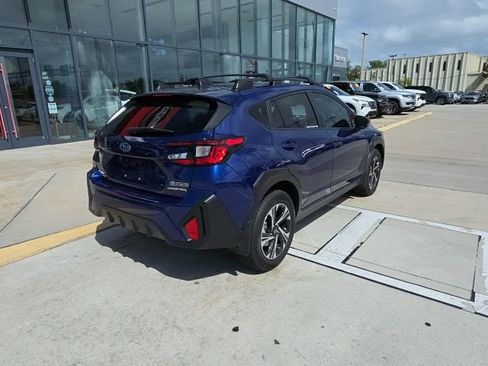 Used 2024 Subaru Crosstrek 2.0i Premium image 4