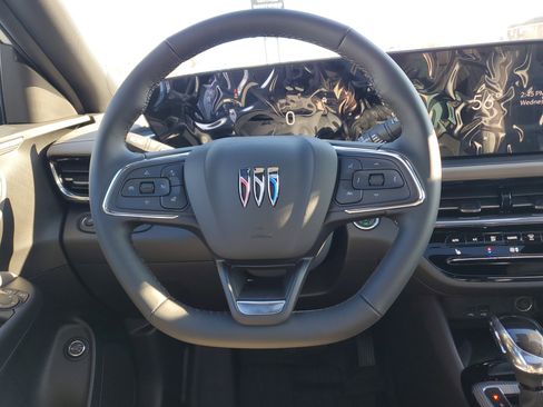 New 2026 Buick Envista Avenir image 13