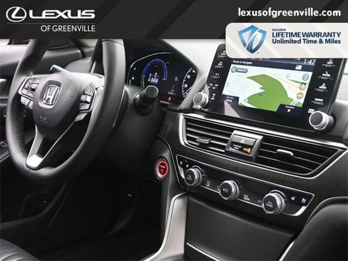 Used 2022 Honda Accord Touring image 32