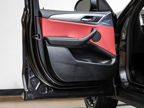 Used 2025 BMW X4 xDrive30i image 45