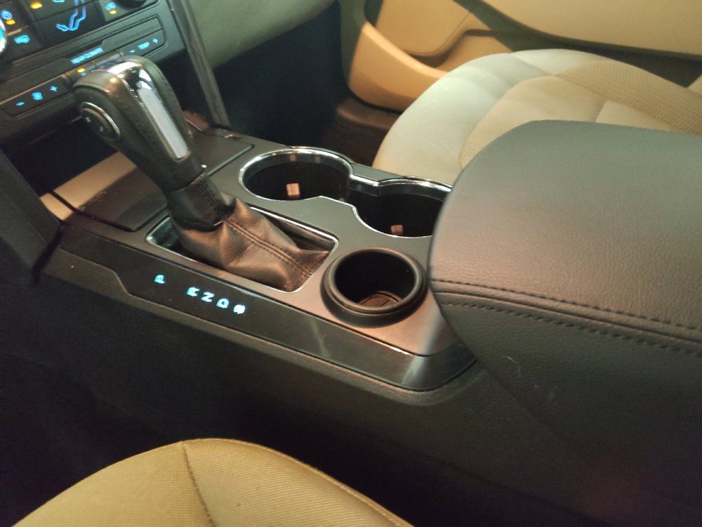 Used 2018 Ford Explorer XLT FWD image 26