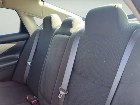 Used 2015 Nissan Altima 2.5 S w/ Power Driver Seat Package FWD image 11