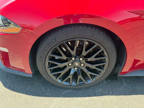 Used 2021 Ford Mustang GT Premium w/ GT Performance Package RWD image 12