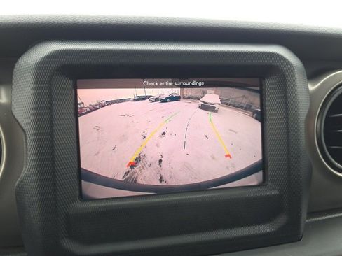 Used 2020 Jeep Wrangler Unlimited Sport S image 22