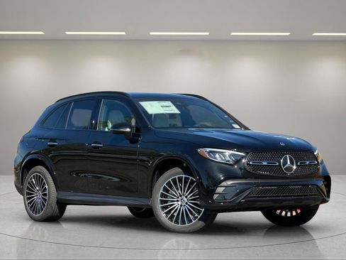 New 2026 Mercedes-Benz GLC 300 image 2