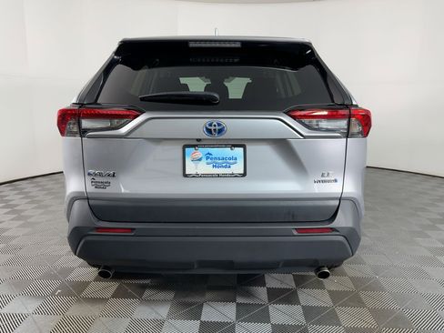 Used 2024 Toyota RAV4 LE image 8